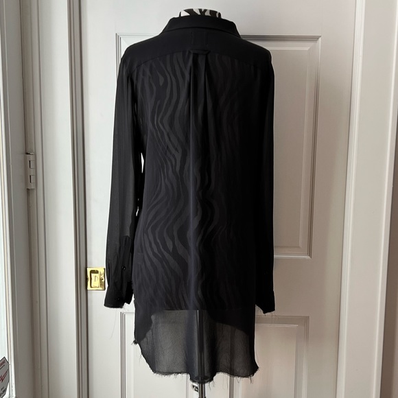 NWOT Go Silk for Anthropology sheer button down - Picture 4 of 8